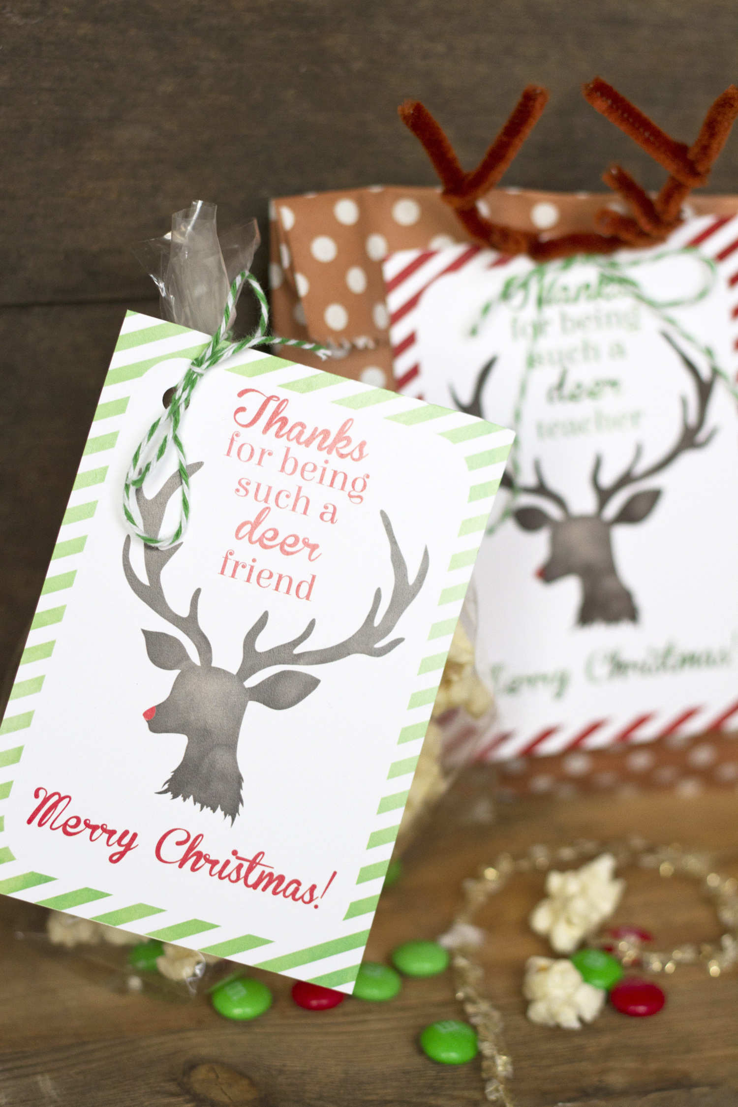 A Super Cute Free Deer Printable featured by Utah life and style blog, By Jen Rose: festive popcorn treats
