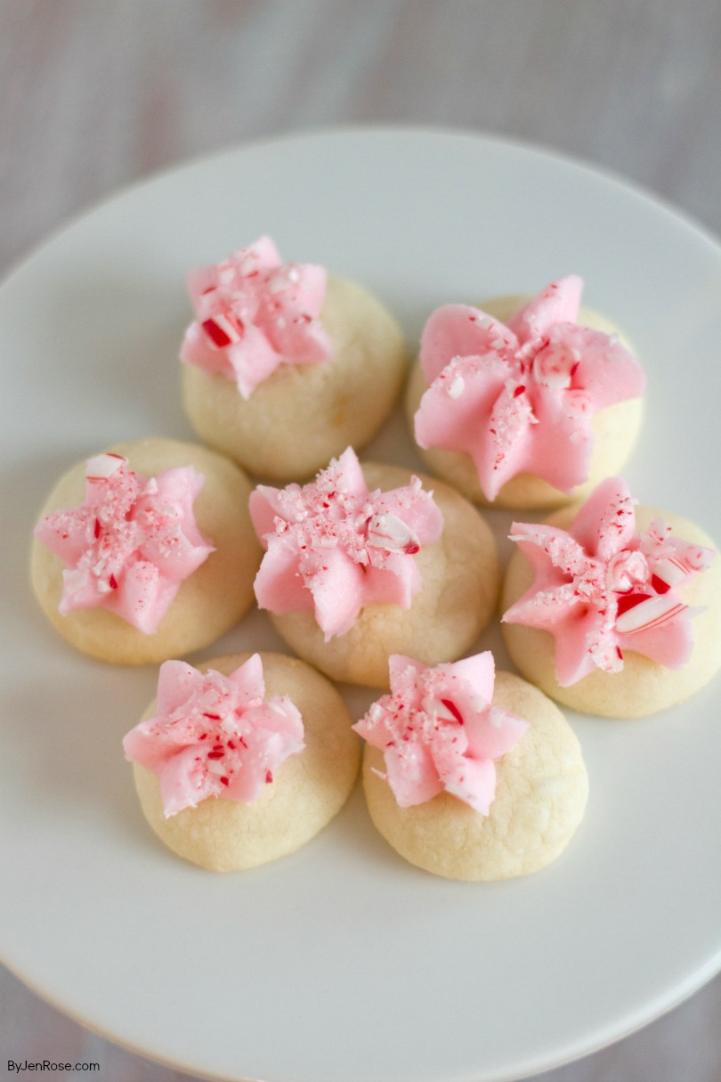 holiday-peppermint-cookies | Peppermint Meltaway Cookies Recipe featured by Utah lifestyle blog, By Jen Rose