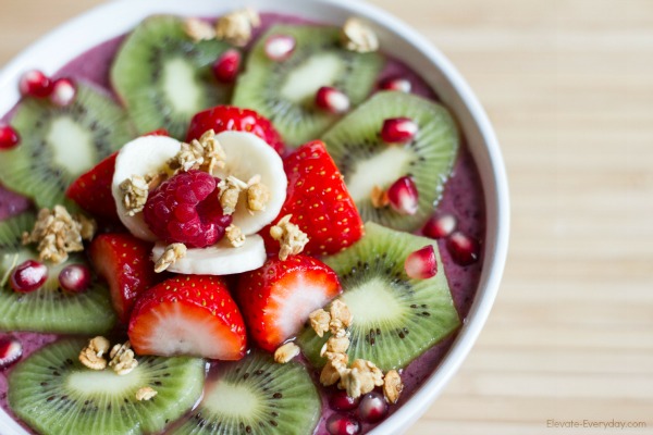 acai bowl with protein - Get Going with Zeal & Acai Bowl Recipe by Utah lifestyle blogger By Jen Rose