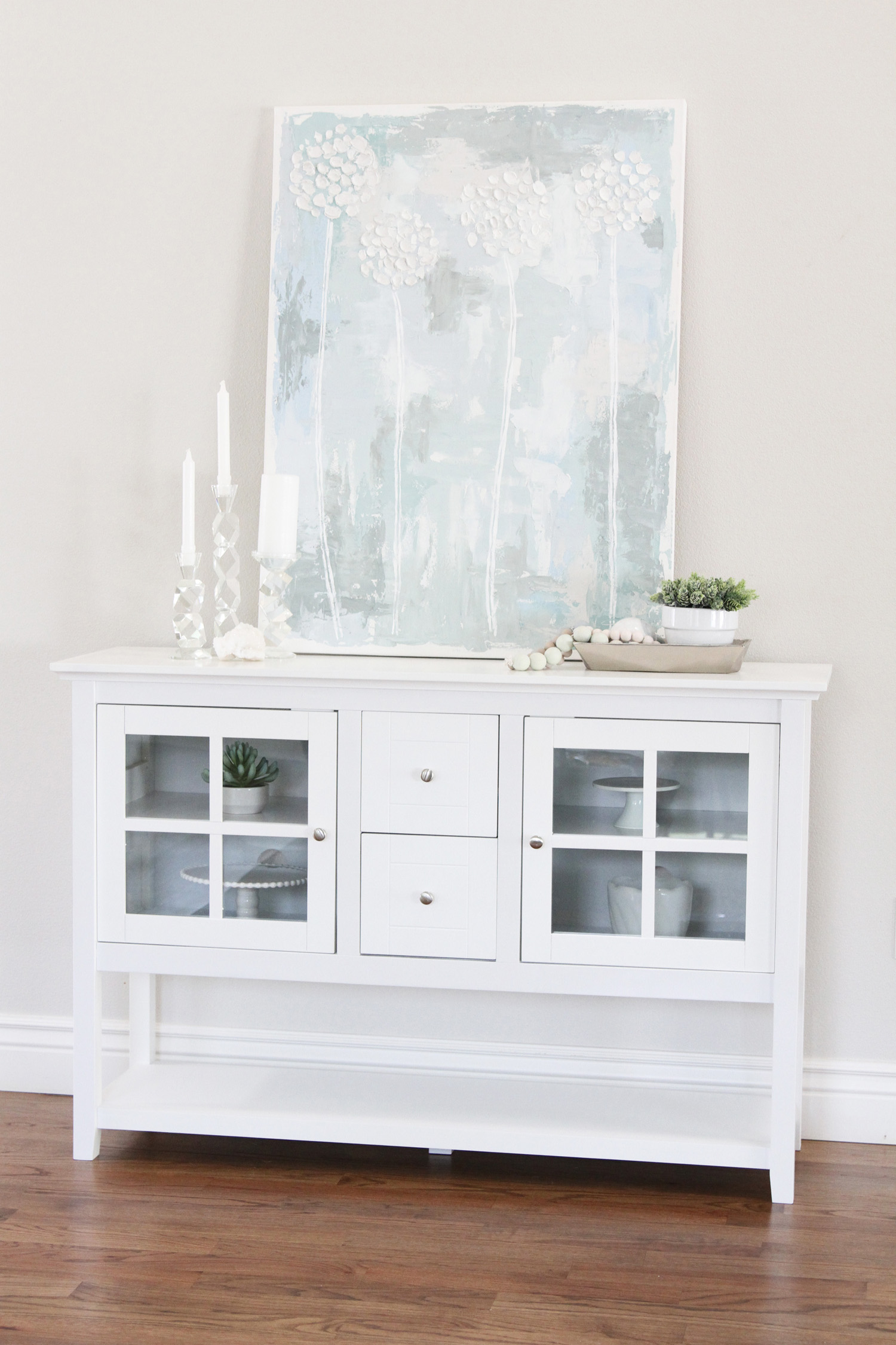 White Entryway Table by Utah lifestyle blogger By Jen Rose