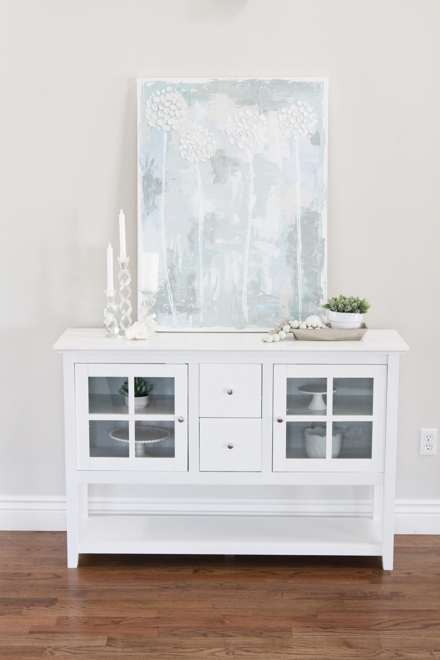 White Entryway Table by Utah lifestyle blogger By Jen Rose