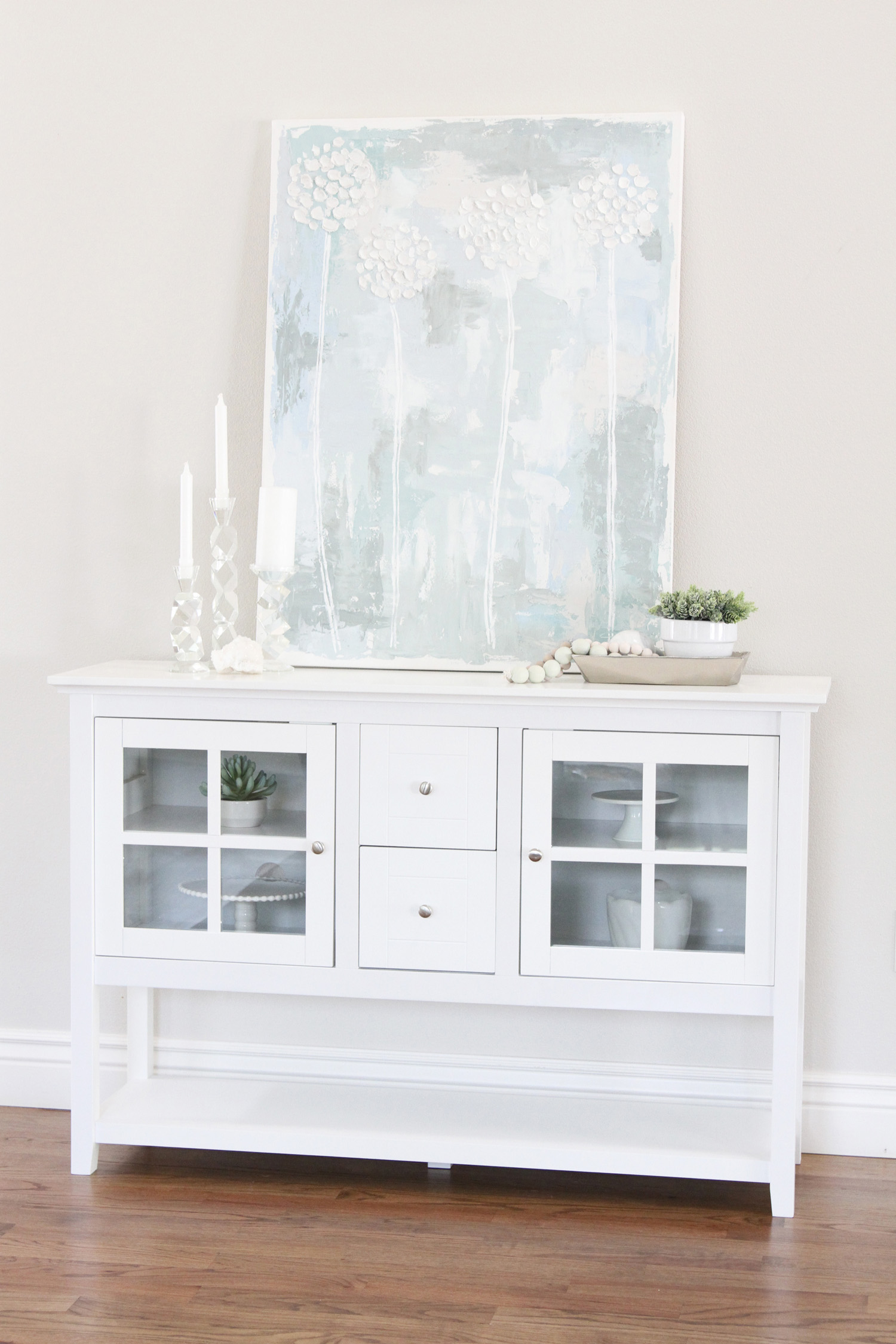 White Entryway Table by Utah lifestyle blogger By Jen Rose