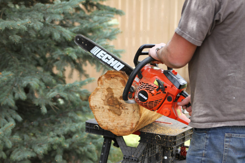 DIY Wooden Stump Table by Utah style blogger By Jen Rose