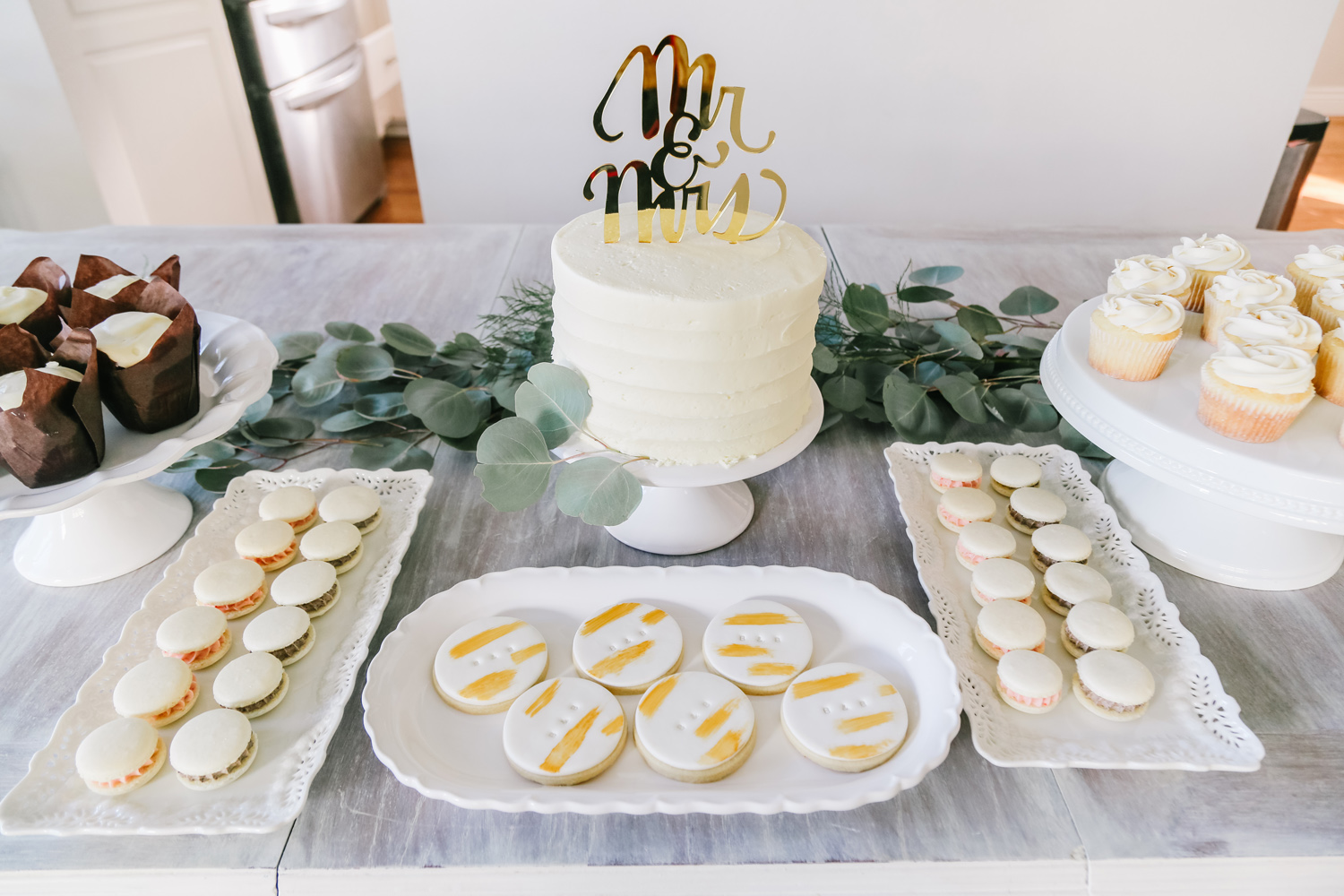 Tips to Host the Perfect Simple White Bridal Shower featured by Utah lifestyle blog, By Jen Rose