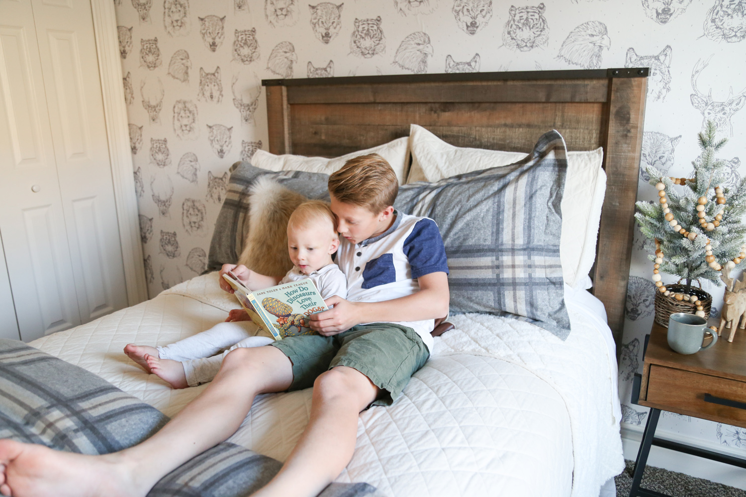 Boys bedroom makeover with Kohls featured by Utah lifestyle blog, By Jen Rose: after