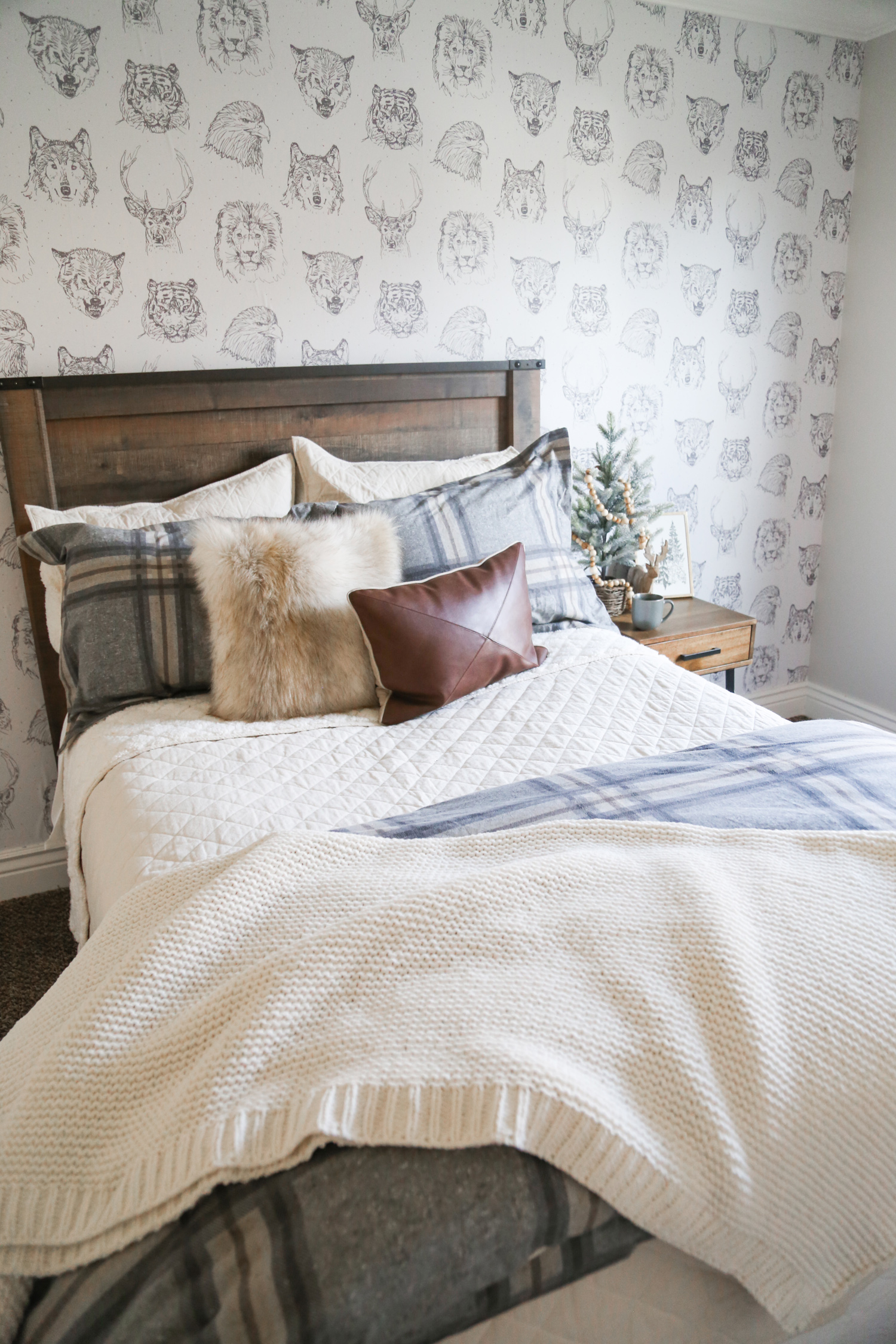 Boys bedroom makeover with Kohls featured by Utah lifestyle blog, By Jen Rose: after